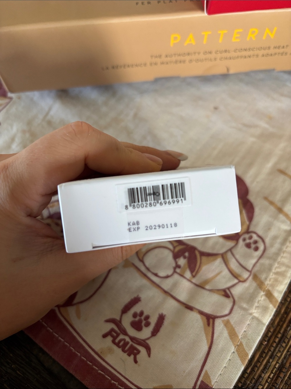 Abib Airy Sunstick Protection Bar Broad Spectrum SPF50+ 0.81 oz Semi Matte - Picture 6 of 8